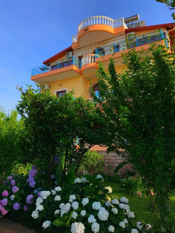 Vila Laura Pasha Villa Ksamil Eksteriør bilde