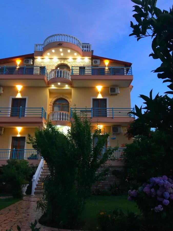 Vila Laura Pasha Villa Ksamil Eksteriør bilde